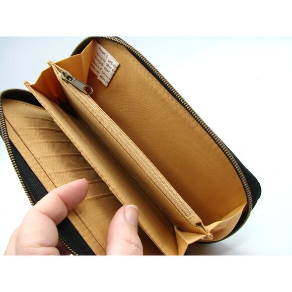 Travelon Black Wallet Wristlet Safe ID RFID Blocking Full Zip Around Closure - Picture 5 of 11